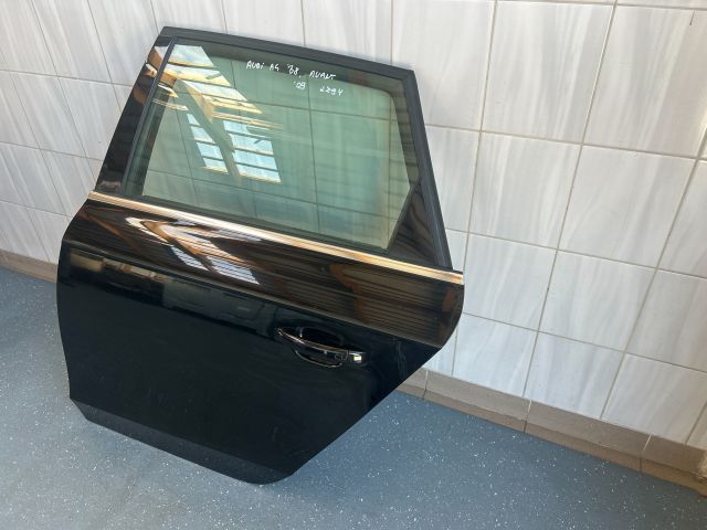 bontott AUDI A4 B8 Bal hátsó Ajtó Kárpit