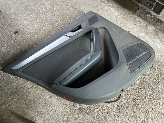 bontott AUDI A4 B8 Bal hátsó Ajtó Kárpit