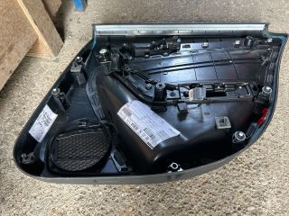 bontott AUDI A4 B8 Bal hátsó Ajtó Kárpit
