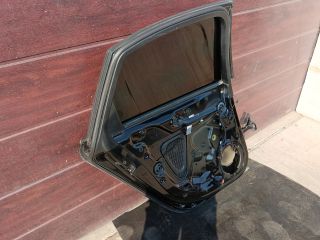 bontott AUDI A4 B8 Bal hátsó Ajtó (Részeivel)