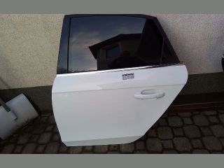 bontott AUDI A4 B8 Bal hátsó Ajtó (Részeivel)