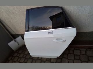 bontott AUDI A4 B8 Bal hátsó Ajtó (Részeivel)