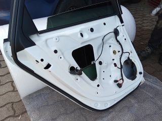 bontott AUDI A4 B8 Bal hátsó Ajtó (Üres lemez)