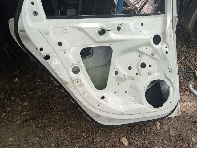 bontott AUDI A4 B8 Bal hátsó Ajtó (Üres lemez)