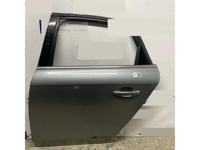 bontott AUDI A4 B8 Bal hátsó Ajtó (Üres lemez)