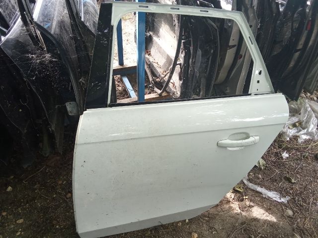 bontott AUDI A4 B8 Bal hátsó Ajtó (Üres lemez)