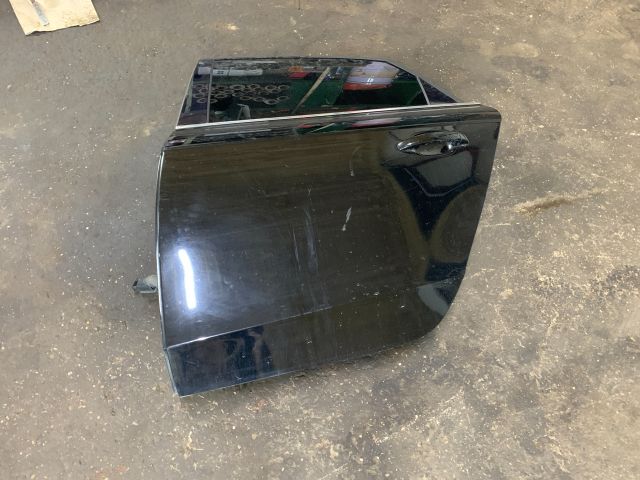 bontott AUDI A4 B8 Bal hátsó Ajtó (Üres lemez)