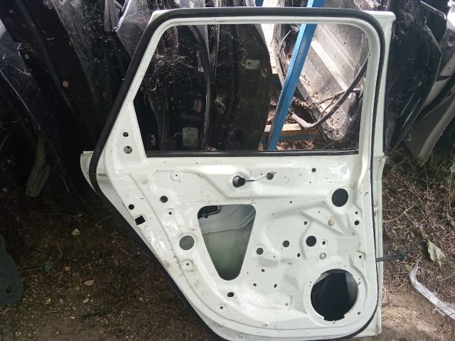 bontott AUDI A4 B8 Bal hátsó Ajtó (Üres lemez)