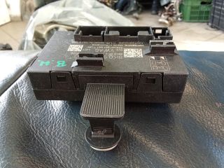 bontott AUDI A4 B8 Bal hátsó Ajtó Vezérlőegység