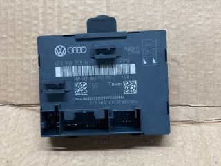 bontott AUDI A4 B8 Bal hátsó Ajtó Vezérlőegység