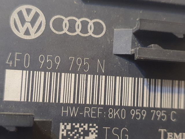 bontott AUDI A4 B8 Bal hátsó Ajtó Vezérlőegység