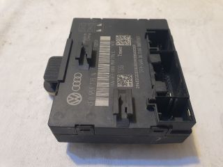 bontott AUDI A4 B8 Bal hátsó Ajtó Vezérlőegység