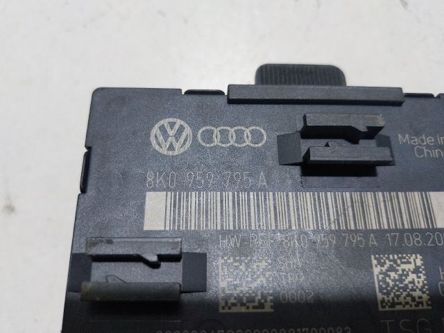 bontott AUDI A4 B8 Bal hátsó Ajtó Vezérlőegység