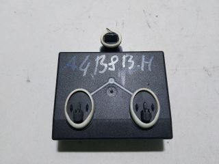 bontott AUDI A4 B8 Bal hátsó Ajtó Vezérlőegység