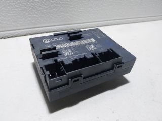 bontott AUDI A4 B8 Bal hátsó Ajtó Vezérlőegység