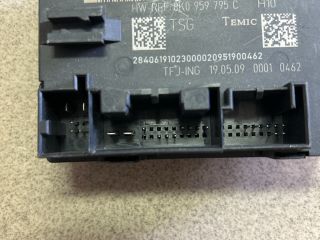 bontott AUDI A4 B8 Bal hátsó Ajtó Vezérlőegység