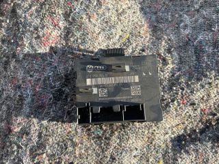 bontott AUDI A4 B8 Bal hátsó Ajtó Vezérlőegység