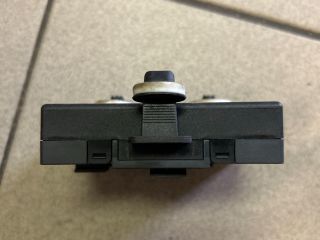 bontott AUDI A4 B8 Bal hátsó Ajtó Vezérlőegység