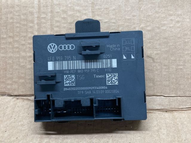 bontott AUDI A4 B8 Bal hátsó Ajtó Vezérlőegység