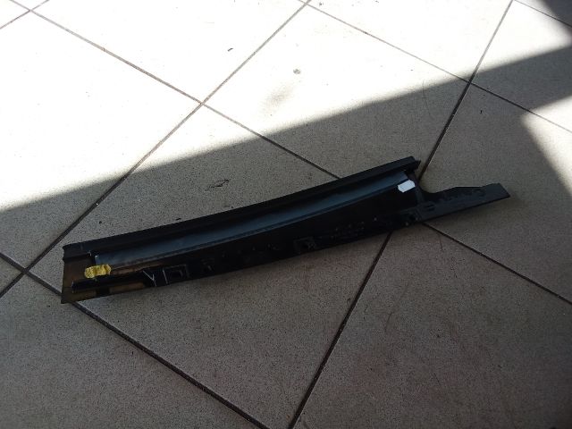 bontott AUDI A4 B8 Bal hátsó Ajtókeret Burkolat