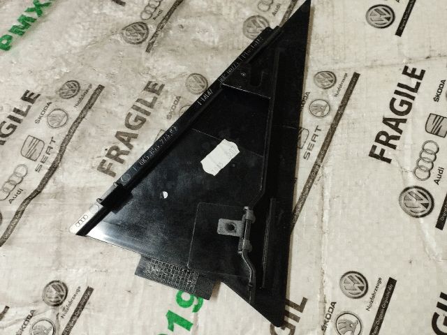 bontott AUDI A4 B8 Bal hátsó Ajtókeret Burkolat