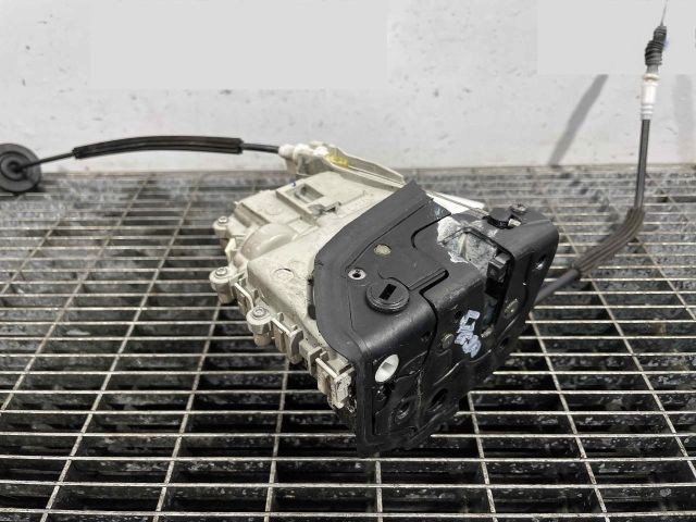 bontott AUDI A4 B8 Bal hátsó Ajtózár