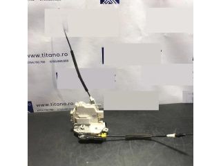 bontott AUDI A4 B8 Bal hátsó Ajtózár