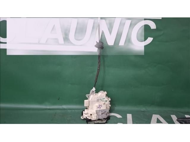 bontott AUDI A4 B8 Bal hátsó Ajtózár