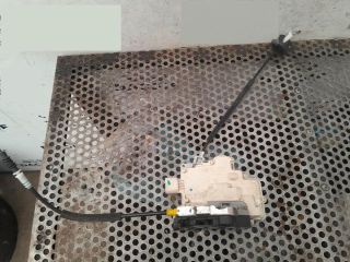 bontott AUDI A4 B8 Bal hátsó Ajtózár