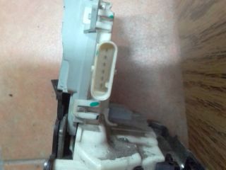 bontott AUDI A4 B8 Bal hátsó Ajtózár