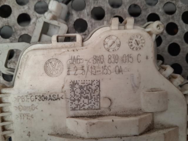 bontott AUDI A4 B8 Bal hátsó Ajtózár