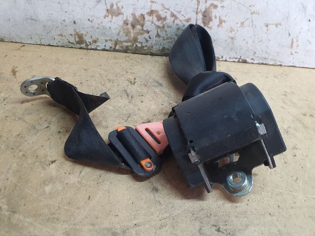 bontott AUDI A4 B8 Bal hátsó Biztonsági Öv