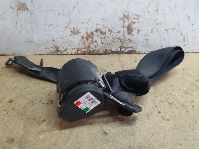 bontott AUDI A4 B8 Bal hátsó Biztonsági Öv