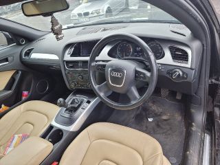 bontott AUDI A4 B8 Bal hátsó Csonkállvány Kerékaggyal