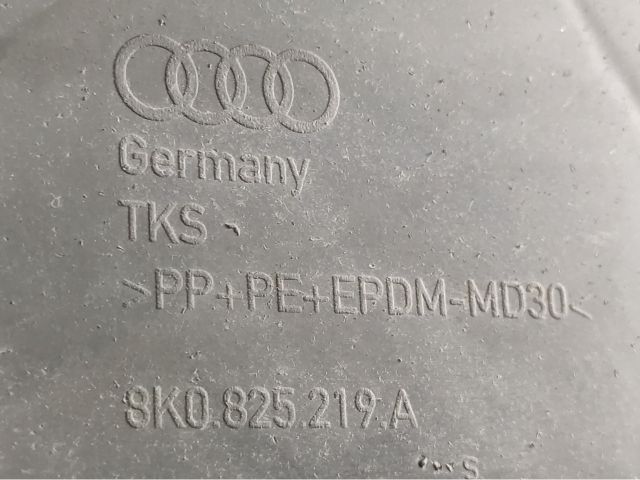 bontott AUDI A4 B8 Bal hátsó Fenéklemez