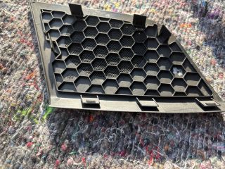 bontott AUDI A4 B8 Bal hátsó Hangszóró Burkolat