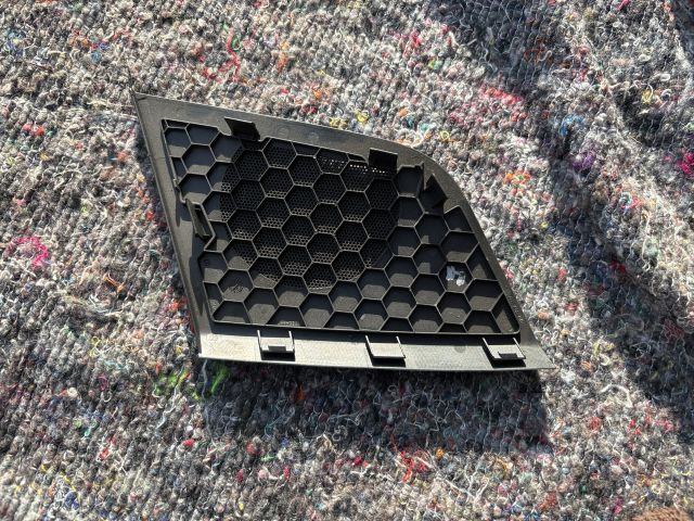 bontott AUDI A4 B8 Bal hátsó Hangszóró Burkolat