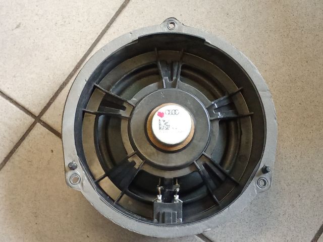 bontott AUDI A4 B8 Bal hátsó Hangszóró