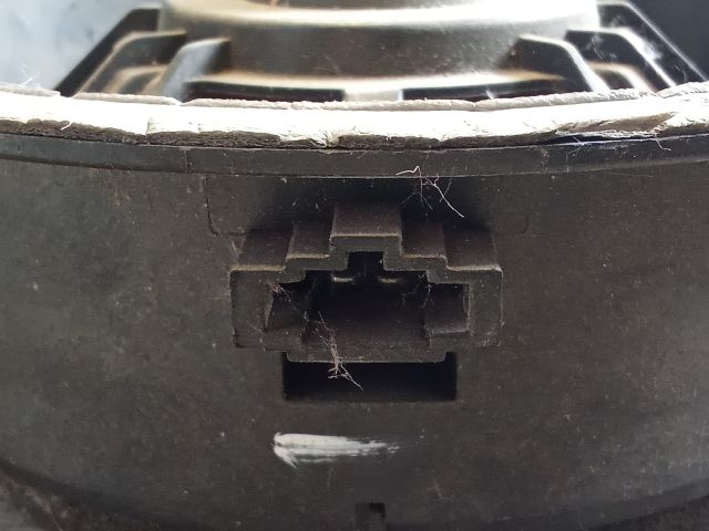 bontott AUDI A4 B8 Bal hátsó Hangszóró