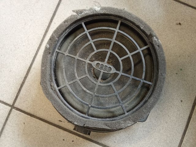 bontott AUDI A4 B8 Bal hátsó Hangszóró