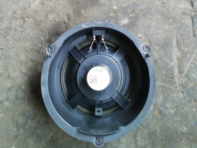 bontott AUDI A4 B8 Bal hátsó Hangszóró