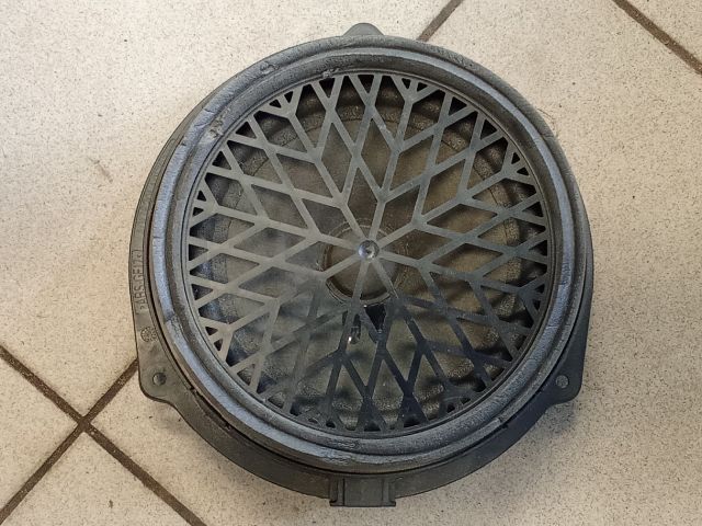 bontott AUDI A4 B8 Bal hátsó Hangszóró