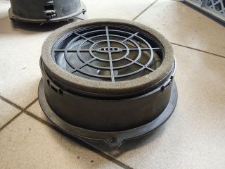 bontott AUDI A4 B8 Bal hátsó Hangszóró