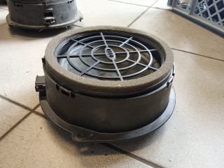 bontott AUDI A4 B8 Bal hátsó Hangszóró