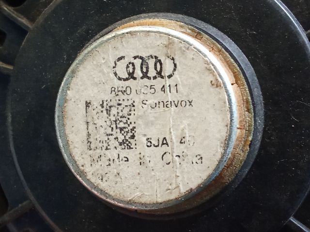 bontott AUDI A4 B8 Bal hátsó Hangszóró