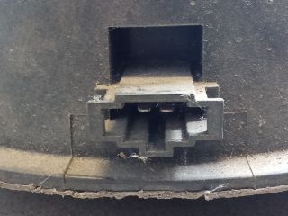 bontott AUDI A4 B8 Bal hátsó Hangszóró