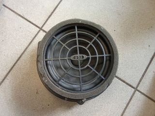 bontott AUDI A4 B8 Bal hátsó Hangszóró