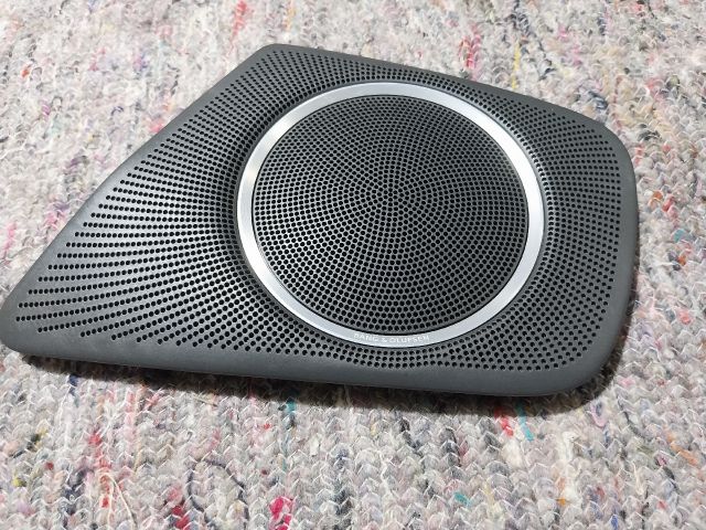 bontott AUDI A4 B8 Bal hátsó Kis Hangszóró Burkolat