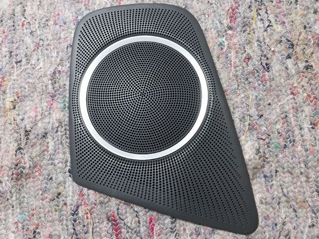 bontott AUDI A4 B8 Bal hátsó Kis Hangszóró Burkolat