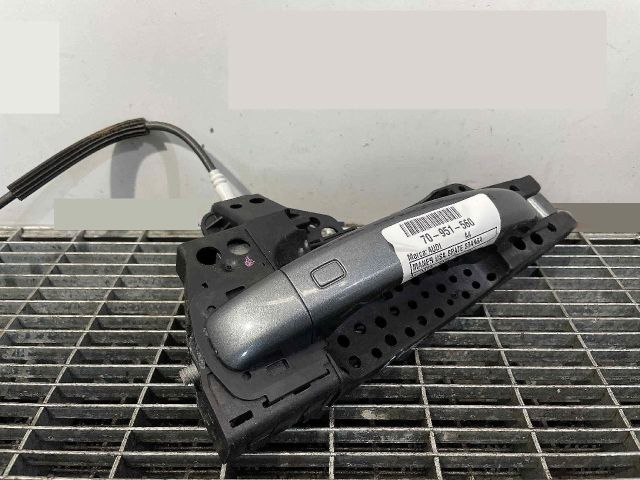 bontott AUDI A4 B8 Bal hátsó Külső Kilincs